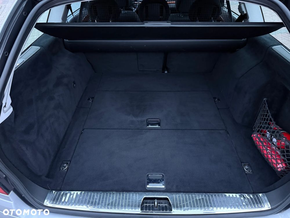 Mercedes-Benz Klasa E 200 Kompressor Classic - 6