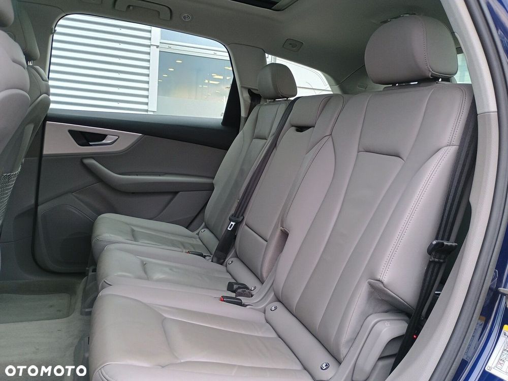 Audi Q7 - 15