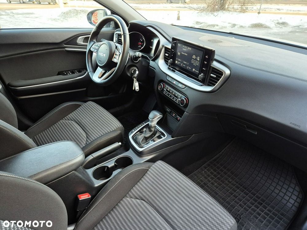 Kia Ceed 1.5 T-GDI M DCT - 31
