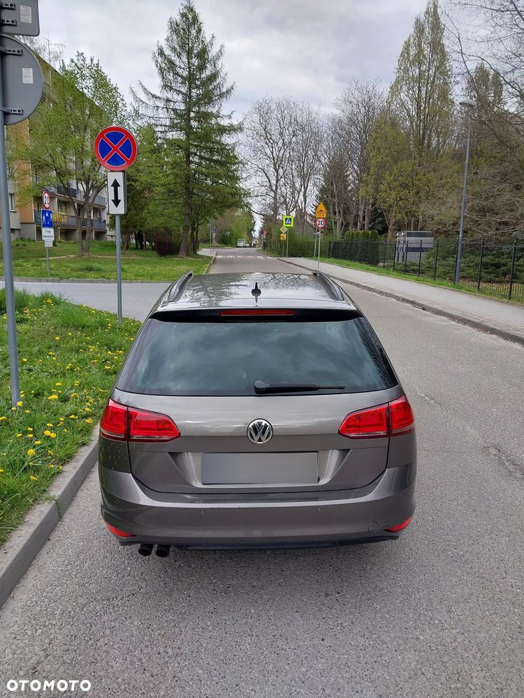 Volkswagen Golf 2.0 TDI (BlueMotion Technology) DSG Comfortline - 6