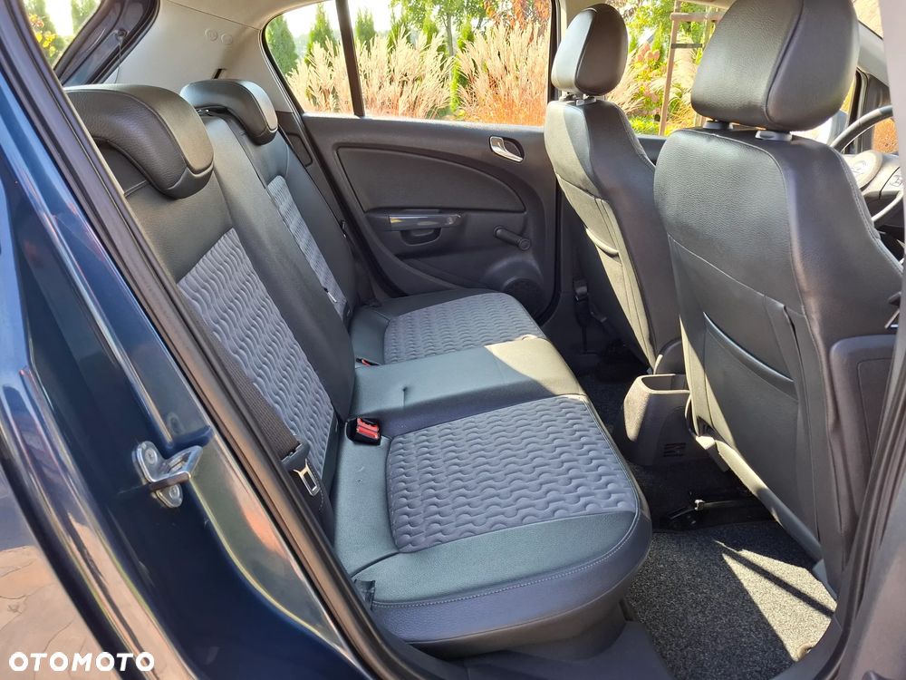 Opel Corsa 1.4 T Cosmo S&S - 37