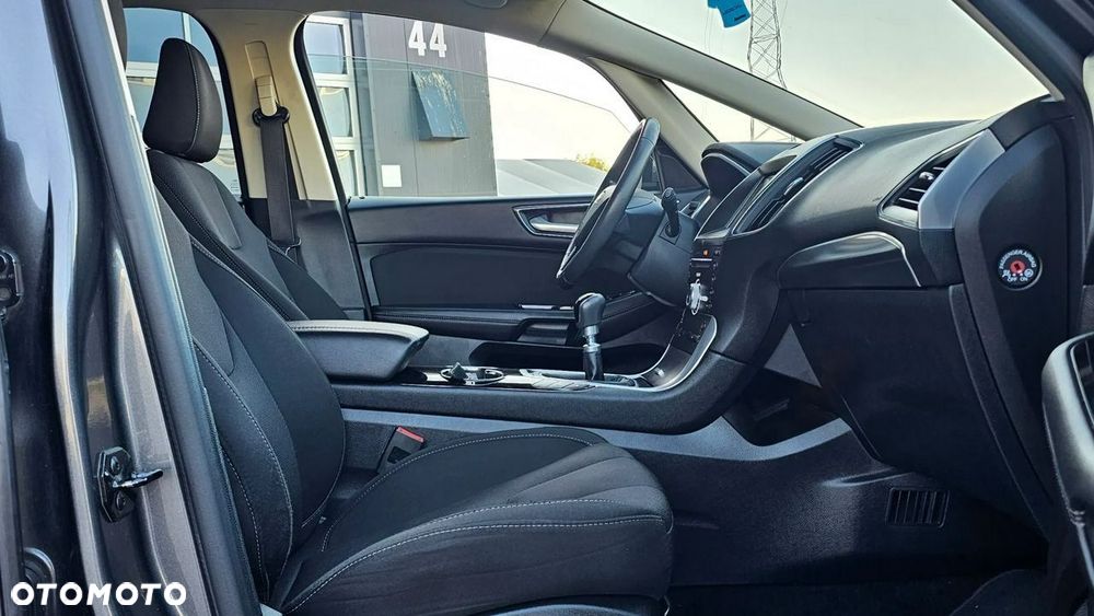 Ford S-Max - 40