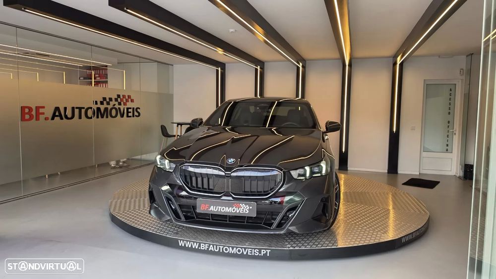 BMW i5 eDrive40 Pack Desportivo M Pro - 12