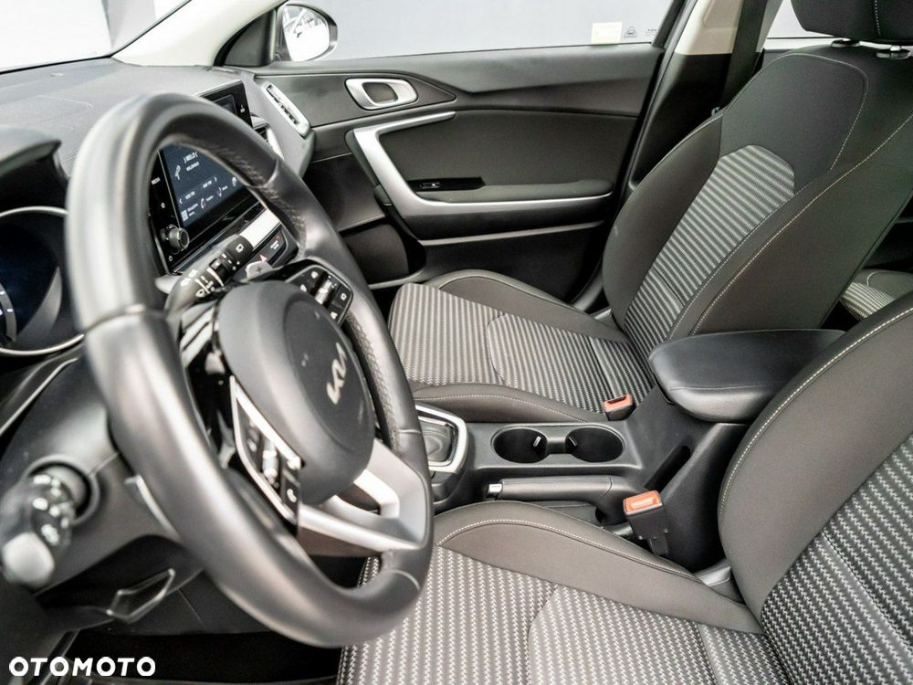 Kia Ceed 1.5 T-GDI M DCT - 20