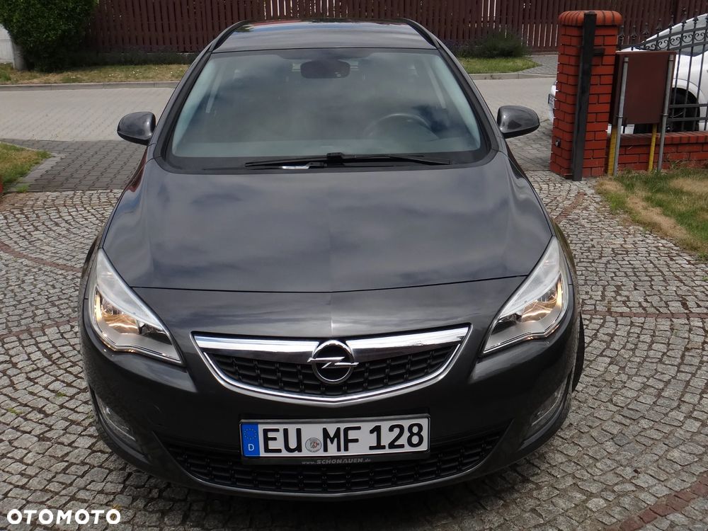 Opel Astra 1.6 Innovation - 2