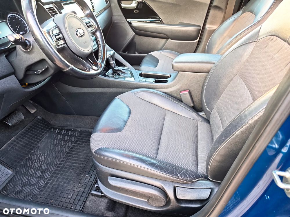 Kia Niro 1.6 GDI Hybrid L - 6