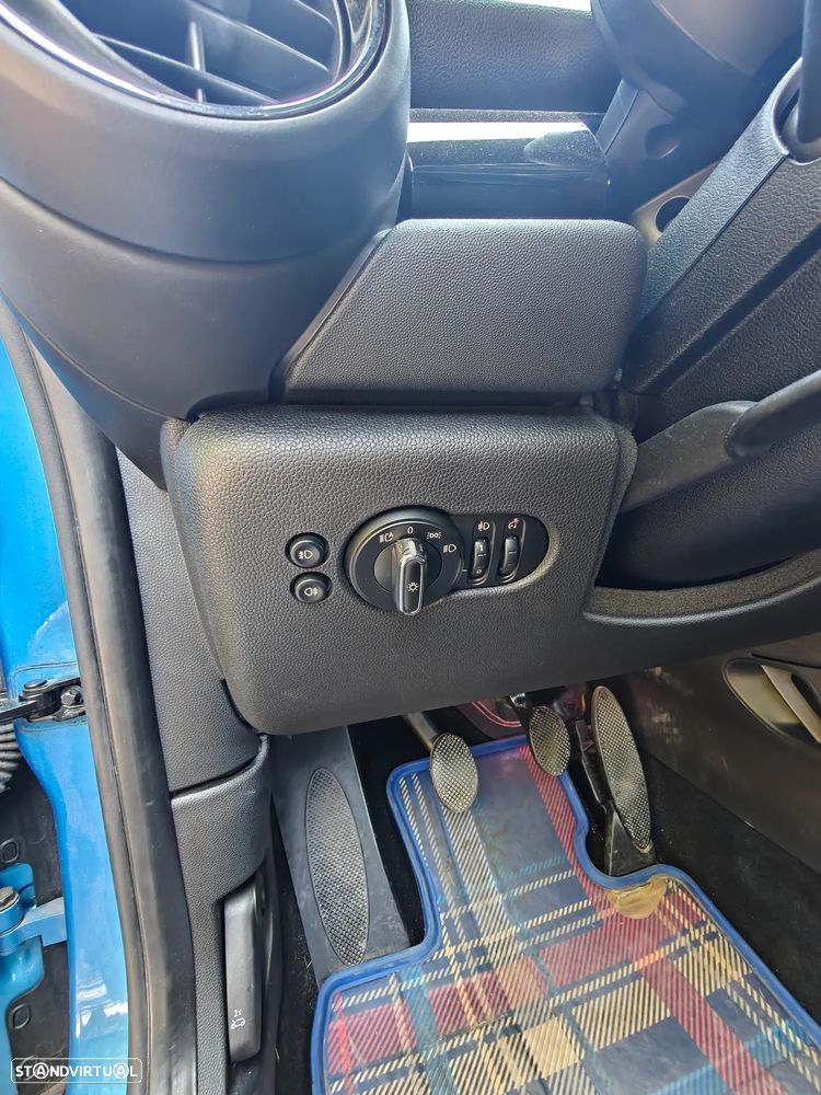 MINI 3 Portas Cooper - 17