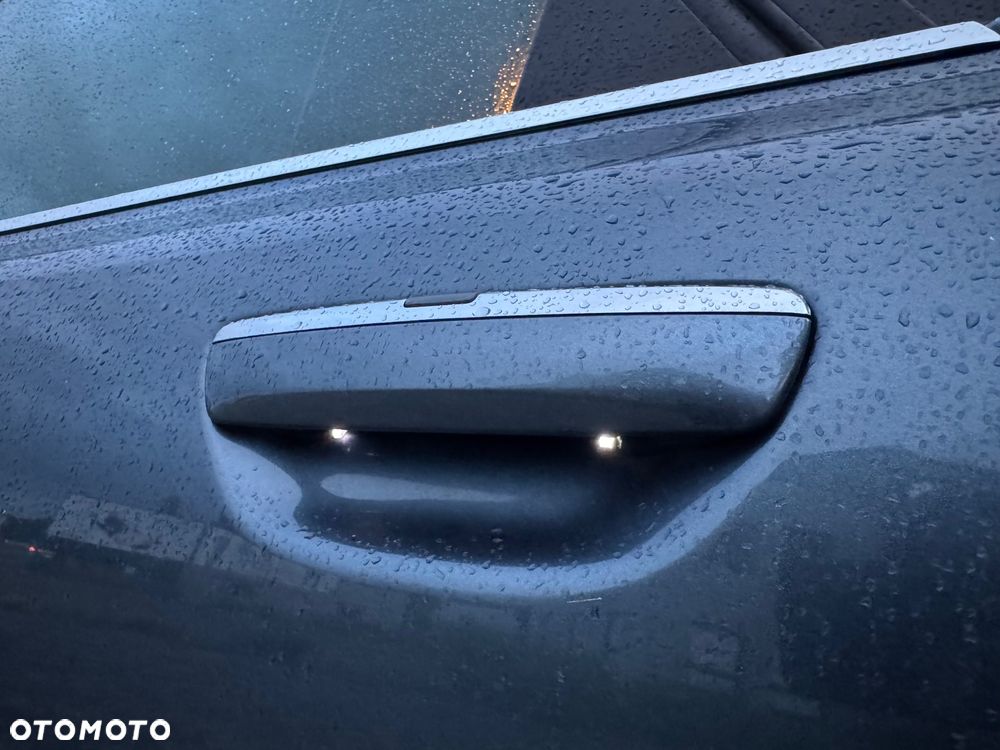 Audi A8 3.0 TDI Quattro - 12