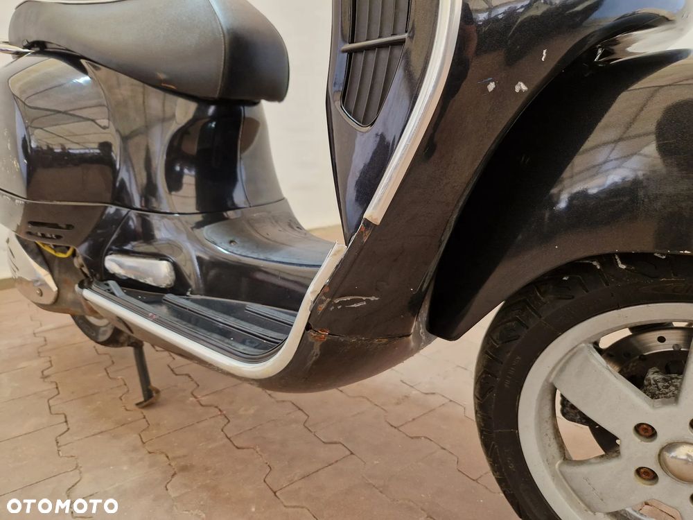 Piaggio Vespa - 24