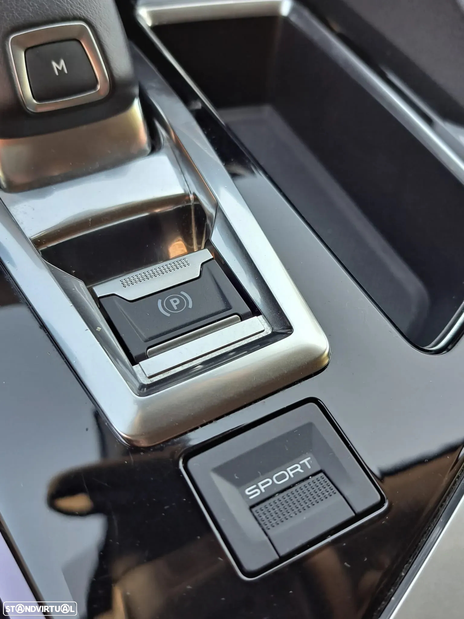 Peugeot 3008 PureTech 130 Stop & Start GPF EAT8 Crossway - 19