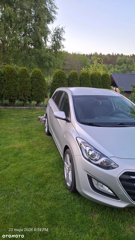 Hyundai i30 1.6 CRDi Classic + - 9