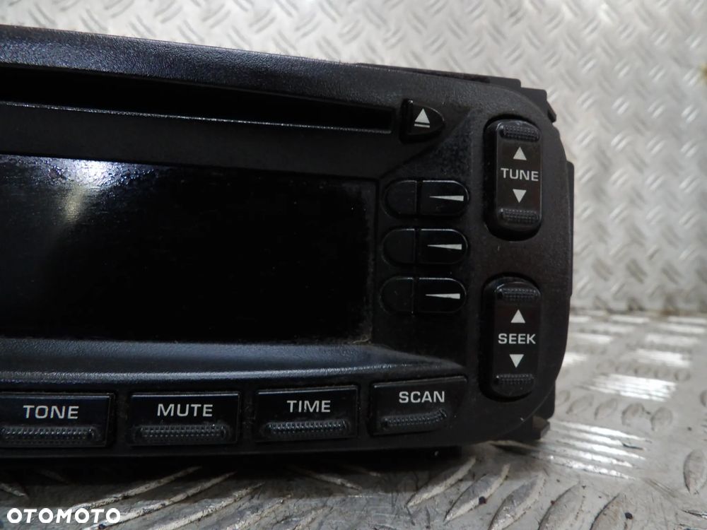 JEEP GRAND CHEROKEE WJ RADIO NAVI BECKER - 3