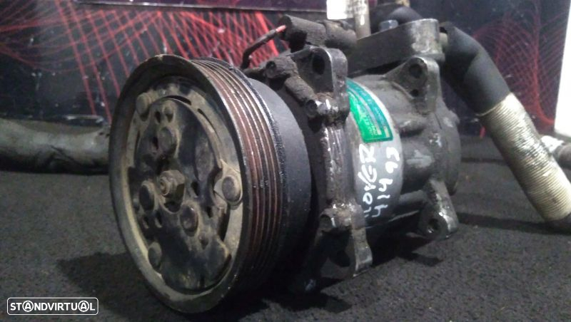Compressor Do Ar Condicionado Rover Rtslhn (414 Si-4Dr) - 4