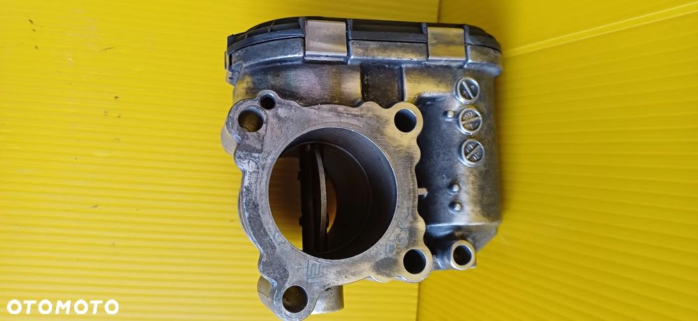 Przepustnica powietrza Renault, Nissan 2,0 DCI 0281002681 - 4