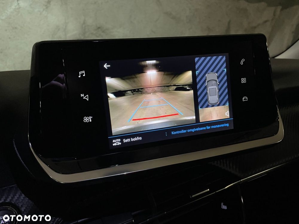 Peugeot 2008 1.5 BlueHDi Allure S&S EAT8 - 19