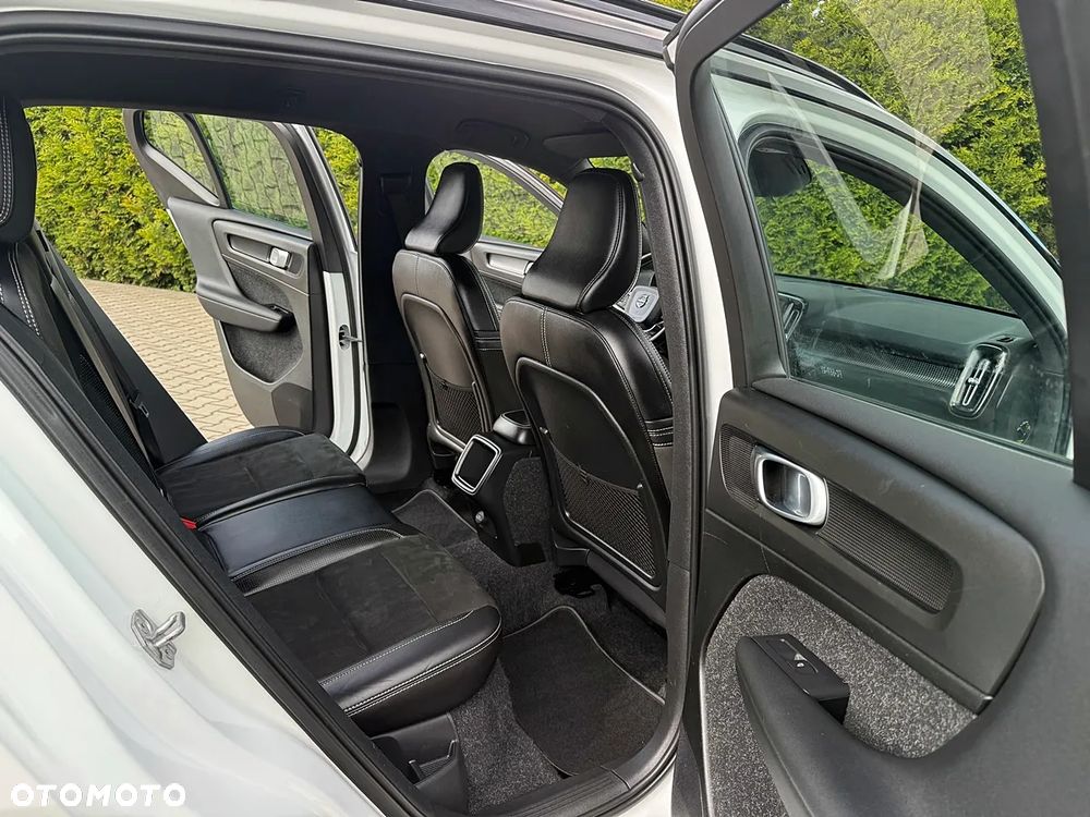 Volvo XC 40 D3 R-Design - 19