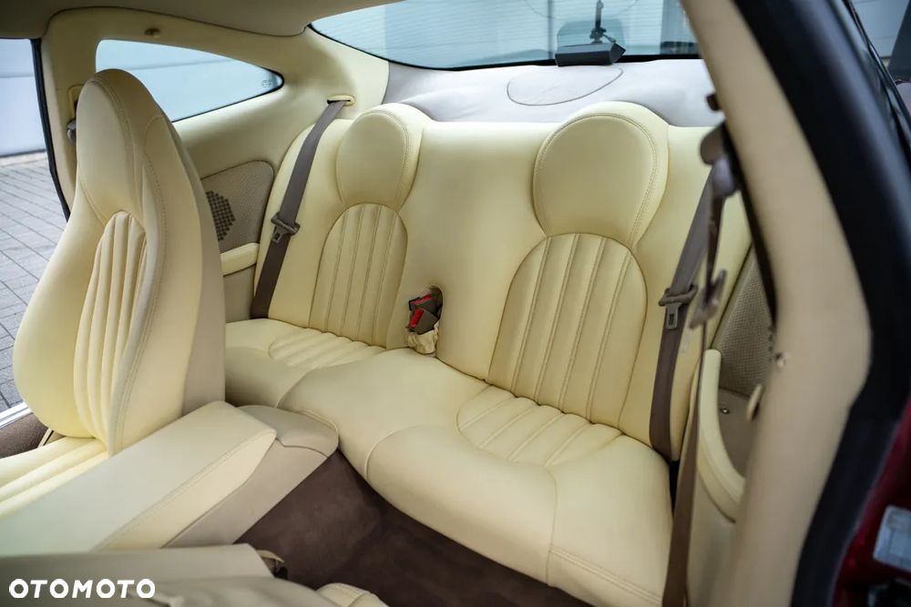 Jaguar XK8 4.0 - 31