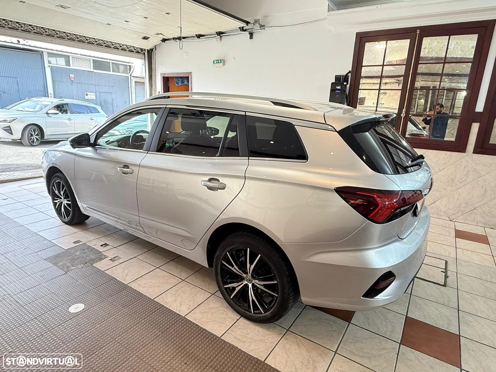 MG MG5 61 kWh Luxury - 10