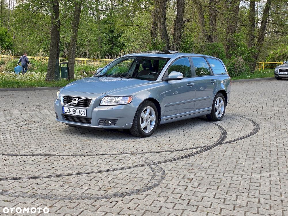 Volvo V50 DPF D2 Summum - 1