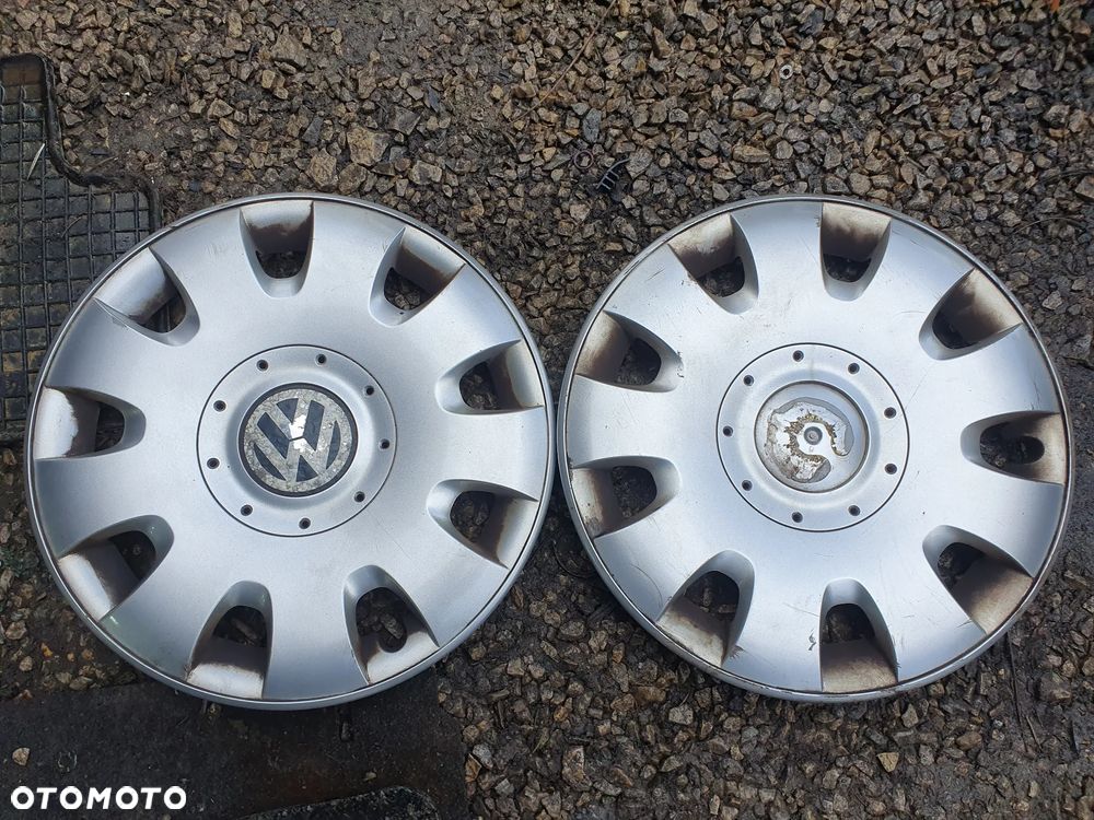 VOLKSWAGEN CADDY TOURAN ORYGINALNY KOŁPAK 15' 1T0601147 POSIADAM 2 SZT - 1