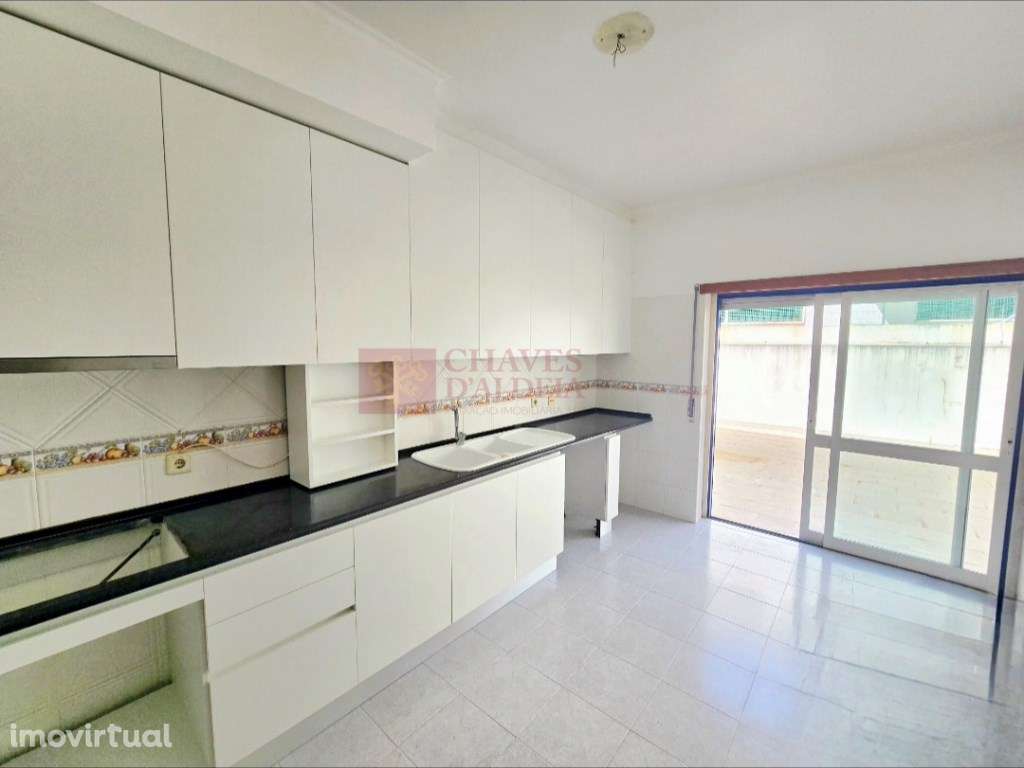 Ericeira - Centro - T2 com garagem e terraço - Grande imagem: 5/18