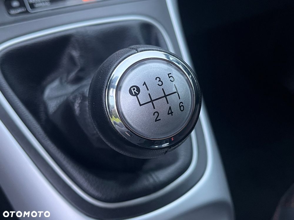 Toyota Auris 1.6 Life - 21