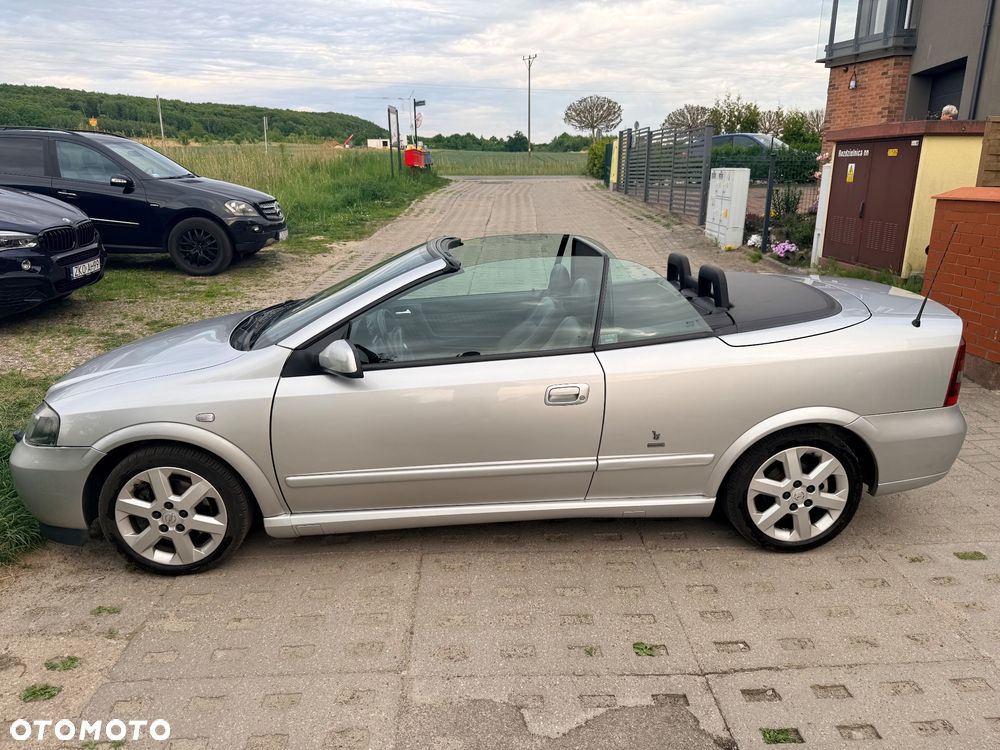 Opel Astra 2.2 Bertone - 2