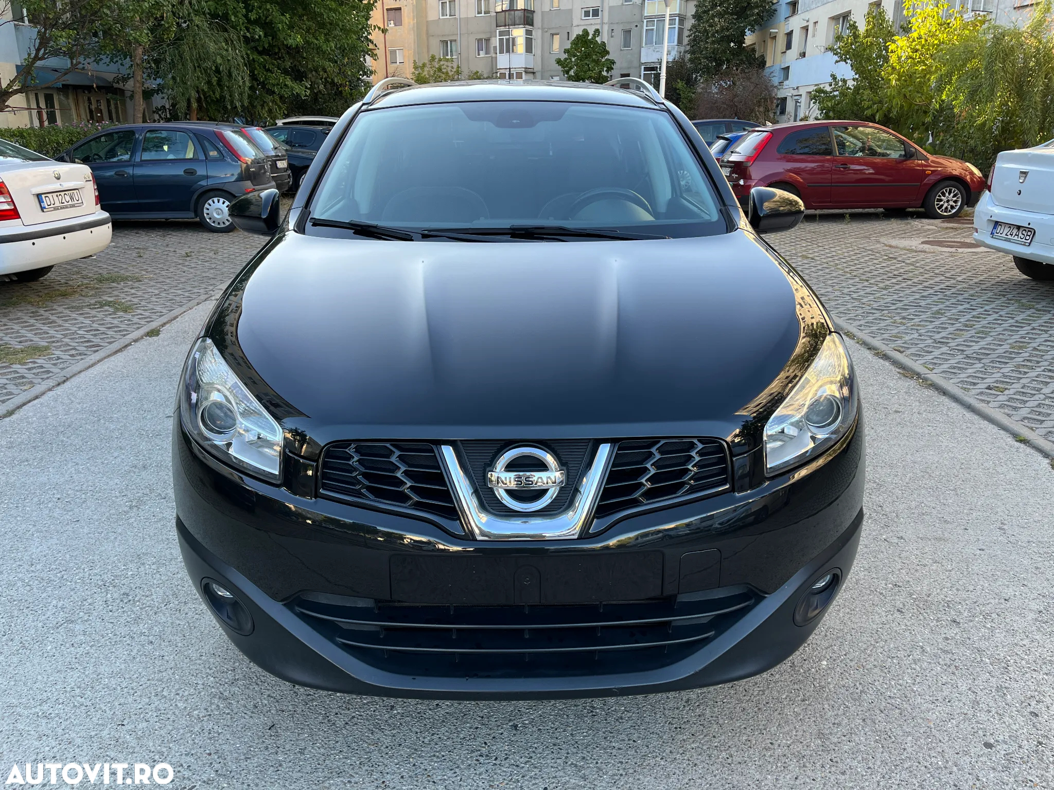 Nissan Qashqai+2 - 10