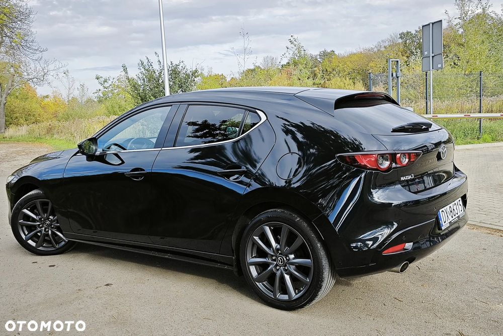 Mazda 3 2.0 mHEV Hikari - 18