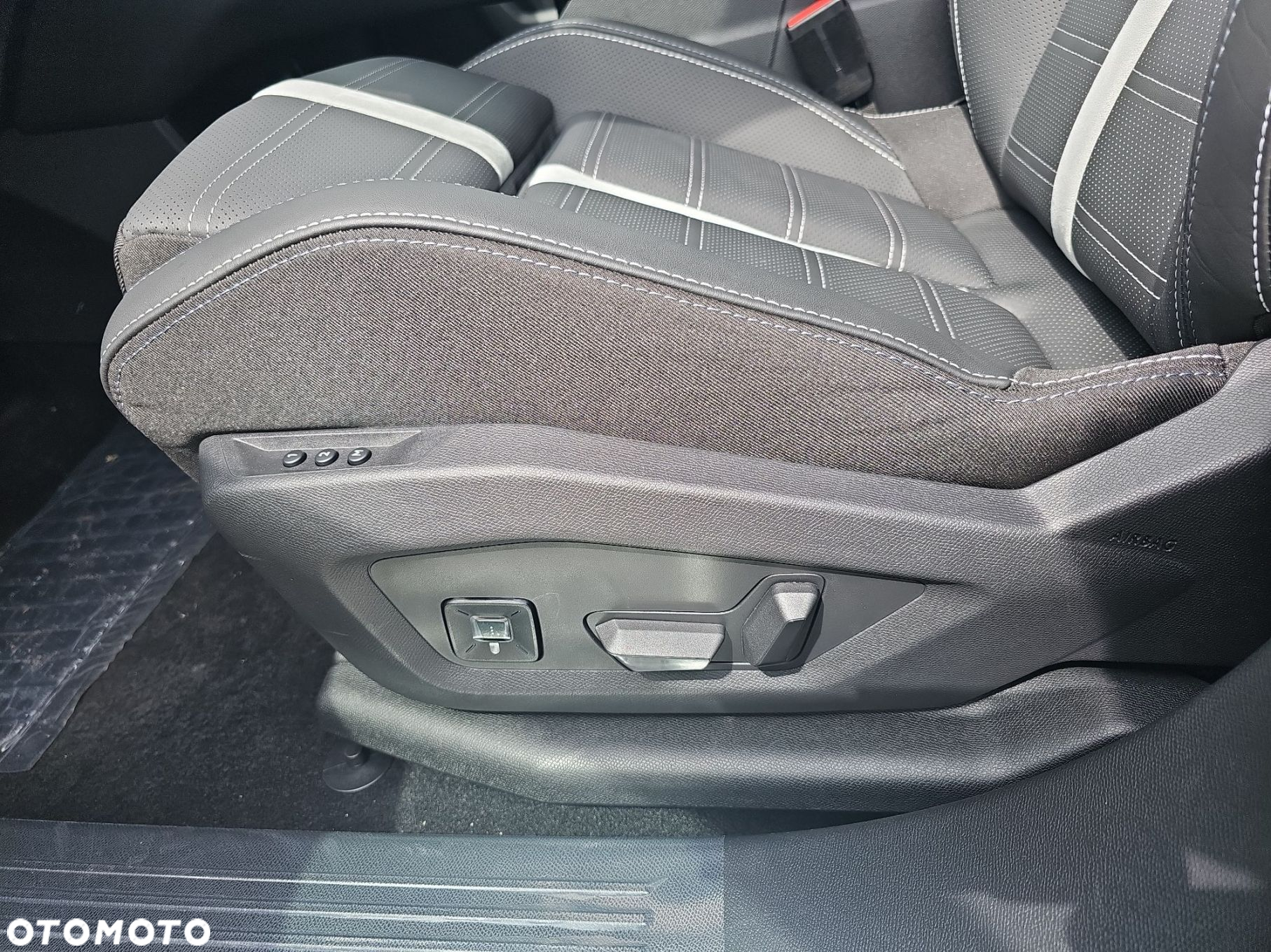 Opel Grandland - 13
