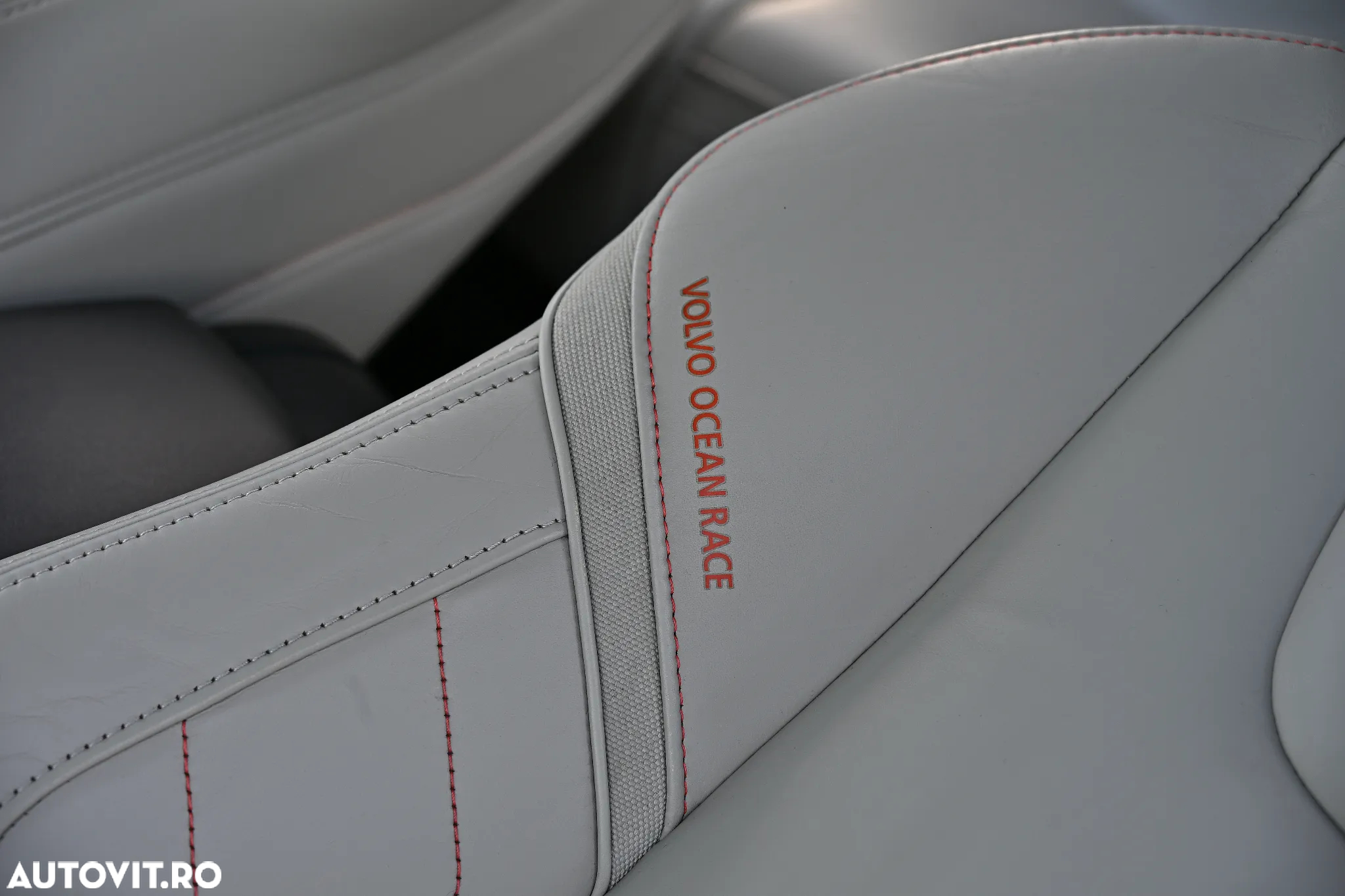 Volvo XC 60 D4 AWD Geartronic Ocean Race - 19