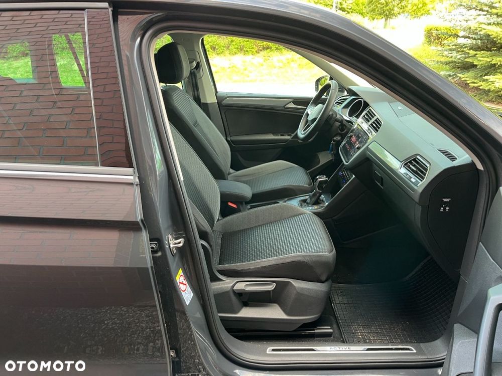 Volkswagen Tiguan 2.0 TDI SCR DSG ACTIVE - 25