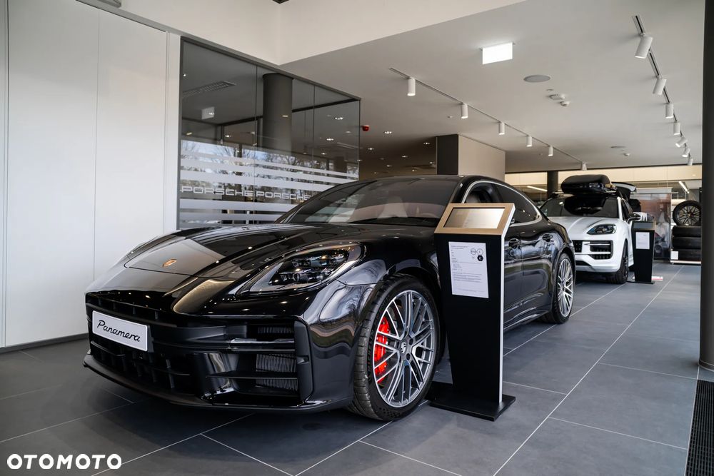 Porsche Panamera 4S E-Hybrid - 1