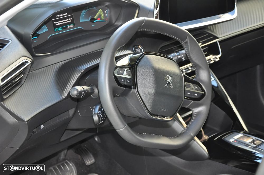 Peugeot e-208 E-Style - 27