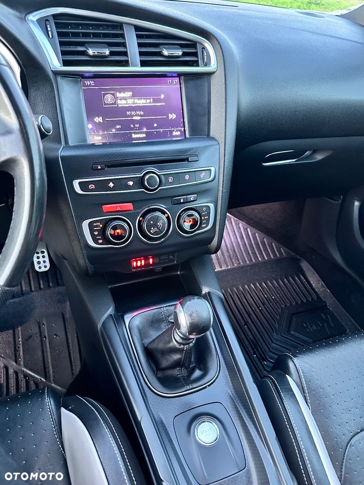 DS Automobiles DS 4 - 8