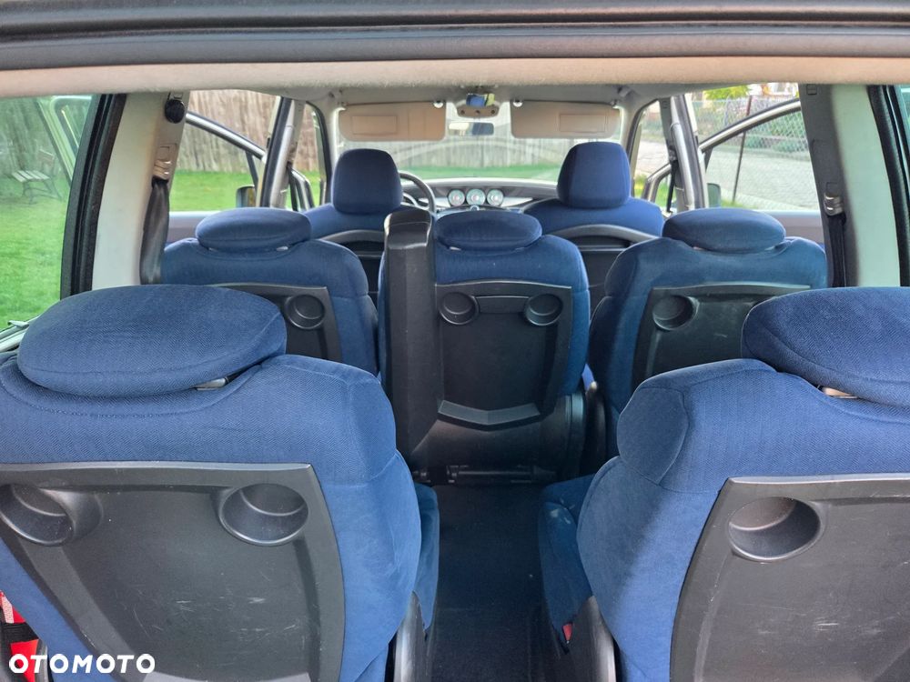 Fiat Ulysse 2.2 JTD Dynamic - 21