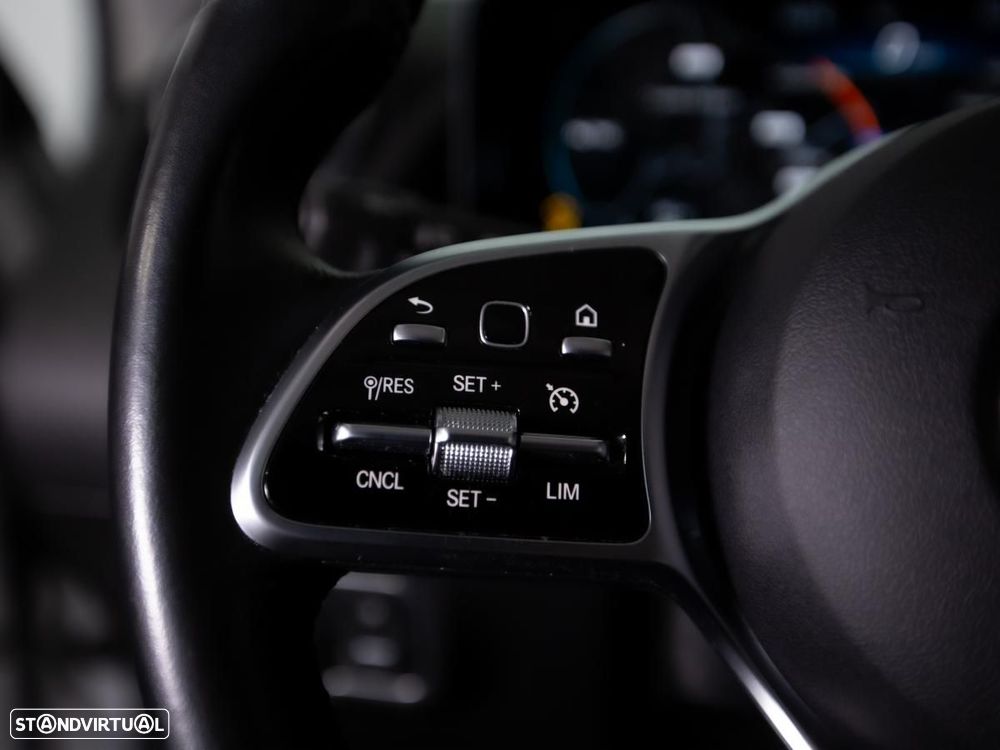 Mercedes-Benz GLA 250 8G-DCT Progressive - 15