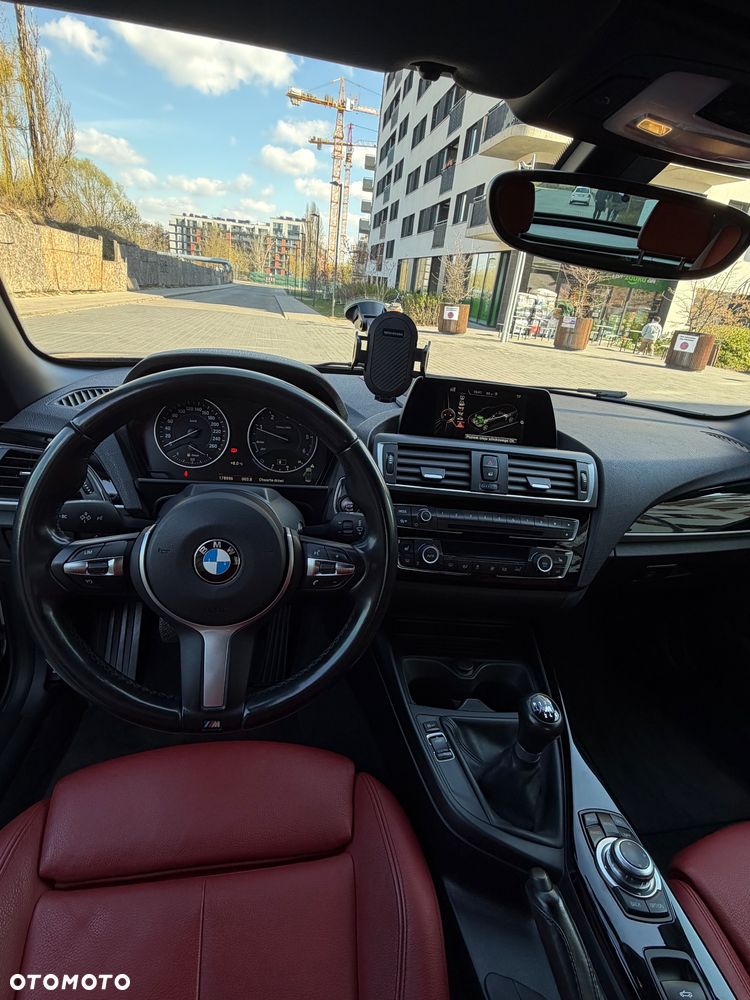 BMW Seria 2 218d Sport Line - 15