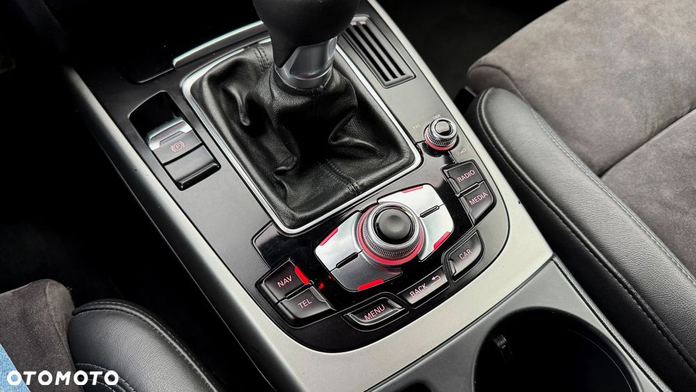 Audi A4 Avant 2.0 TDI DPF S line Sportpaket - 25