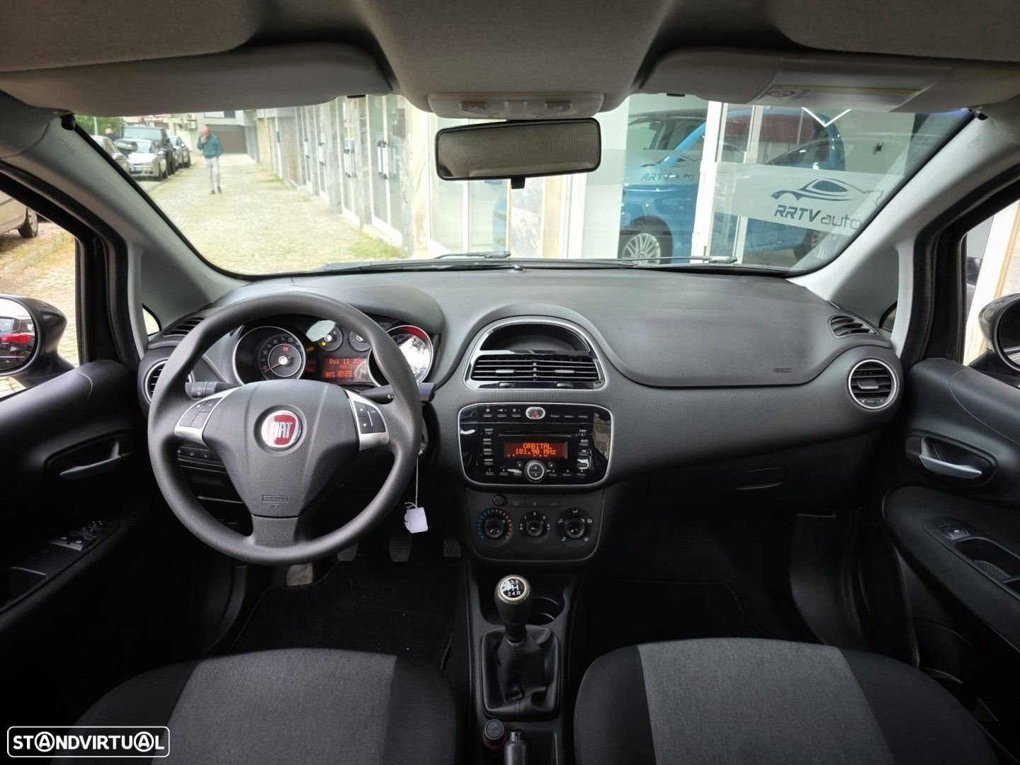 Fiat Punto 1.3 M-Jet Lounge S&S - 5