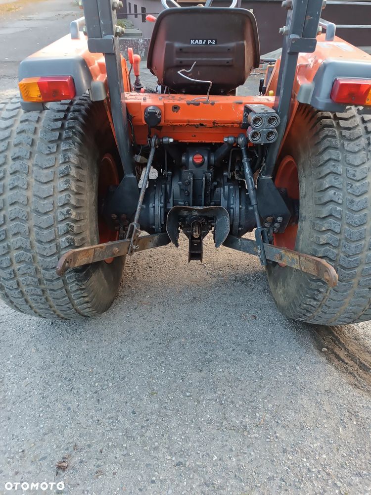 Kubota L4200 CIĄGNIK SADOWNICZY OGRODNICZY ISEKI SHIBAURA 4X4 SUPER STAN ZAREJESTROWANY CASE 4 CYLINDRY KUBOTA YANMAR KOMUNALNY - 9