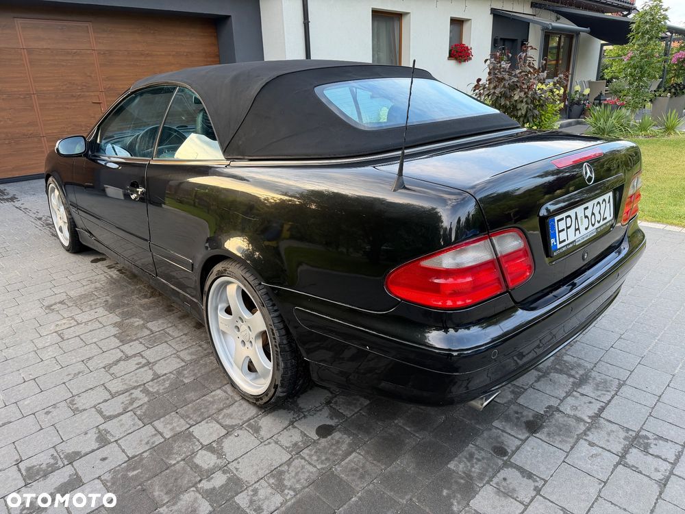 Mercedes-Benz CLK 200 - 3