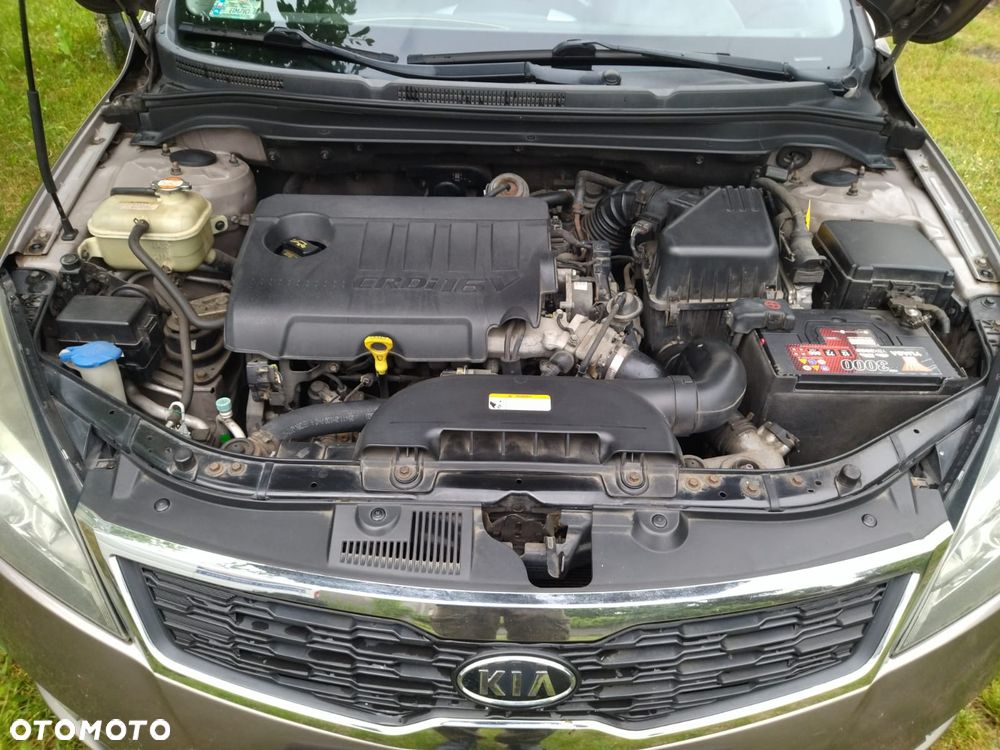 Kia Ceed 1.6 Crdi Comfort + - 6
