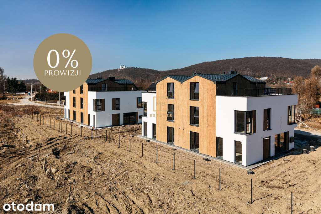Trójstronny Apartament z zielonym tarasem