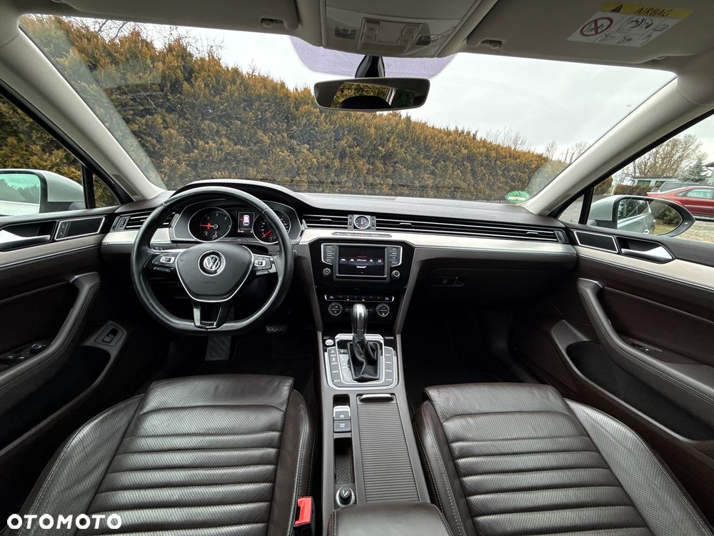 Volkswagen Passat 2.0 TDI SCR DSG Highline - 10