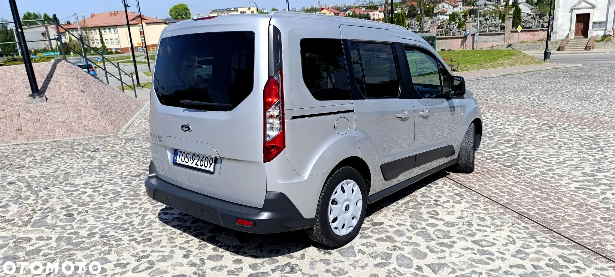 Ford Tourneo Connect - 4