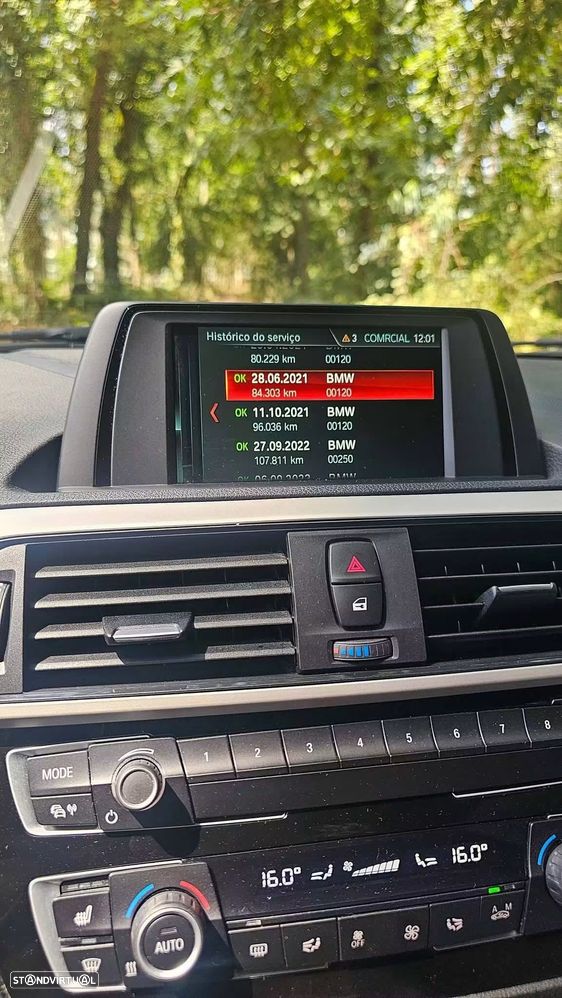BMW 118 d Aut. Luxury Line - 22