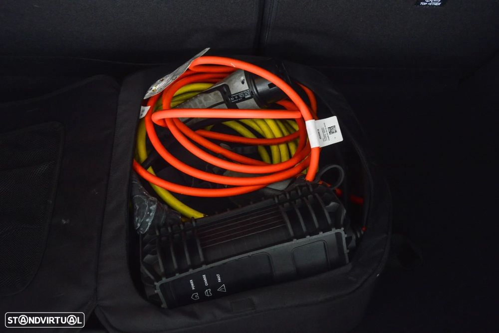 Peugeot e-208 50 kWh Allure Pack - 58