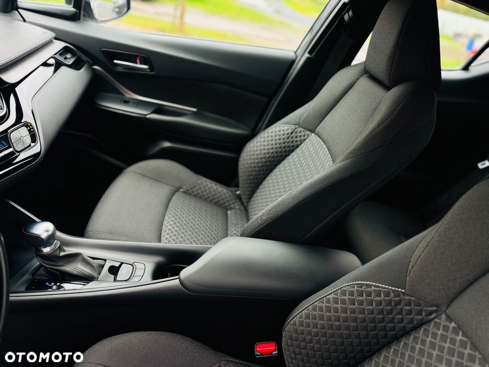 Toyota C-HR 1.8 Hybrid Executive - 8