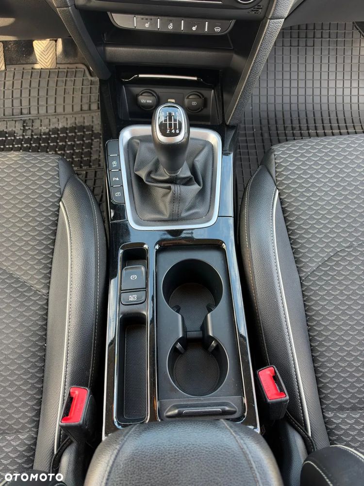 Kia Ceed 1.5 T-GDI L - 15
